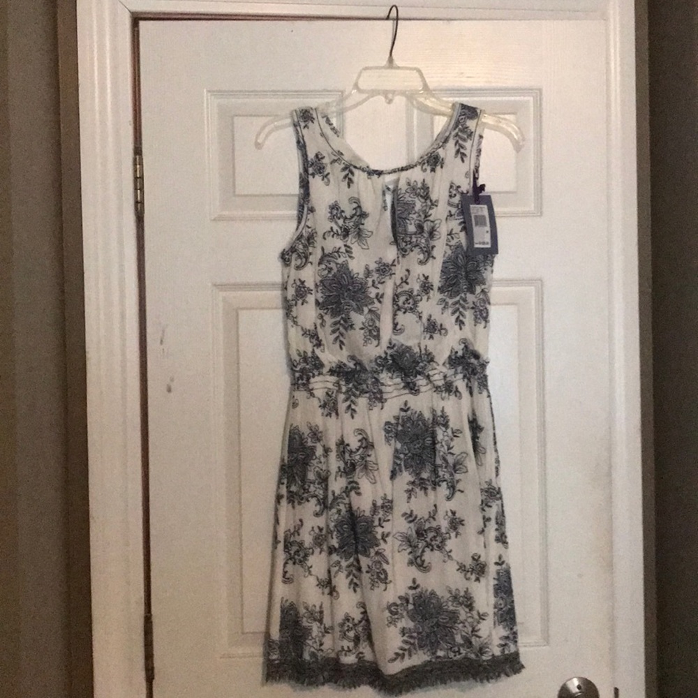 Adorable summer dress, new with tags!
